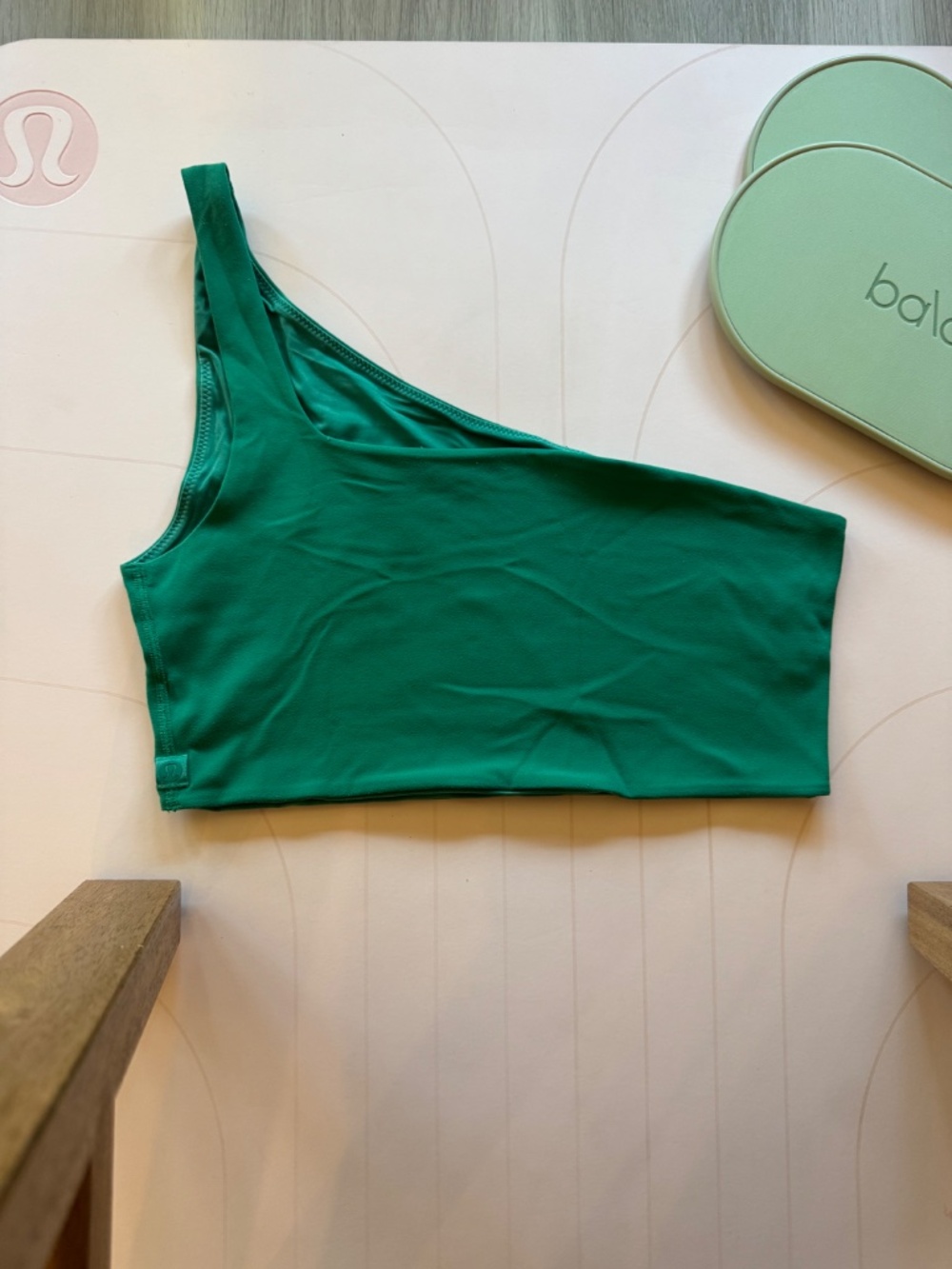 Lululemon bra - Picture 3 of 3